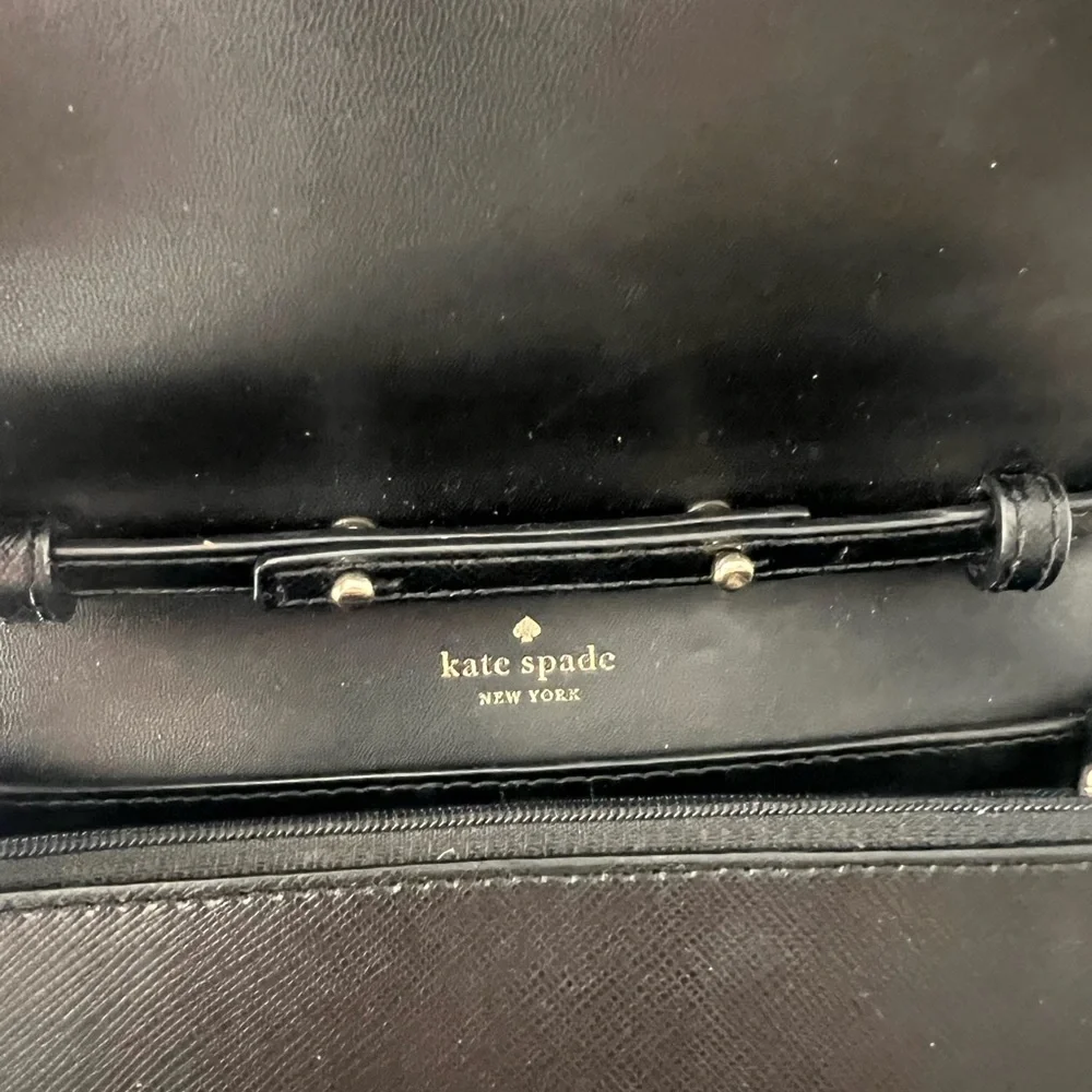 Kate spade purse - Picture 2 of 6